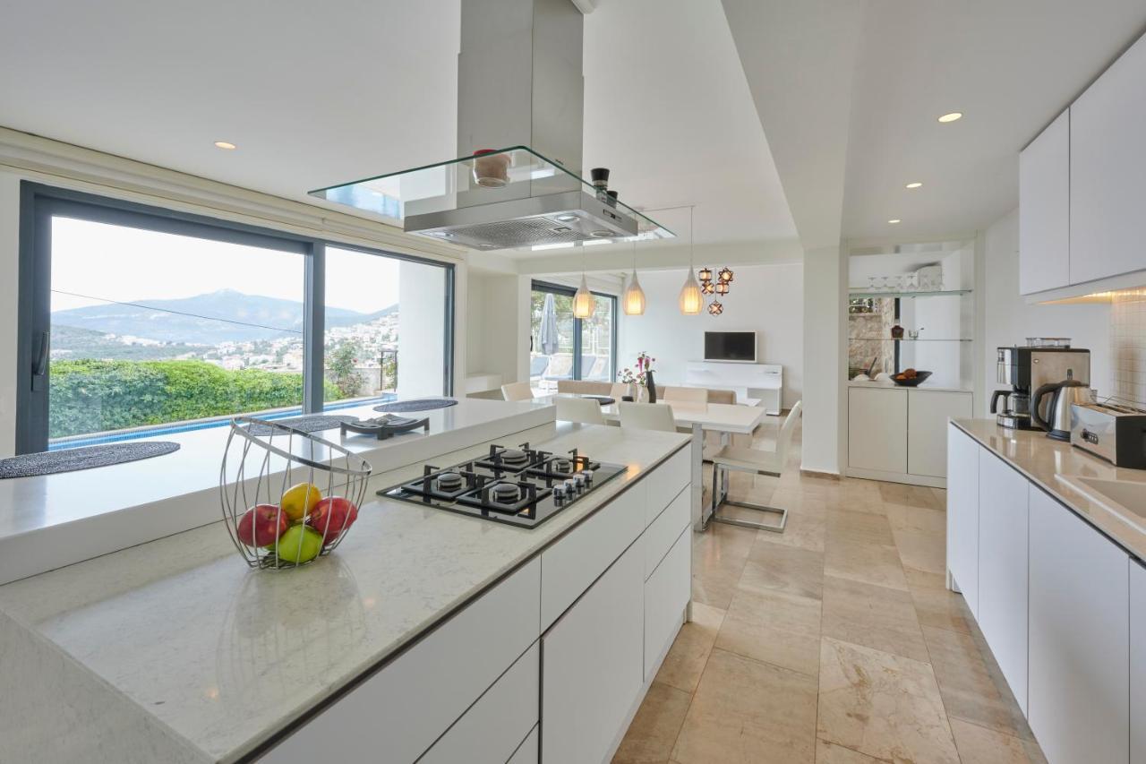 Luxus Villa Skyla Mit 5 Schlafzimmern & Meer-Blick Kas Exterior foto