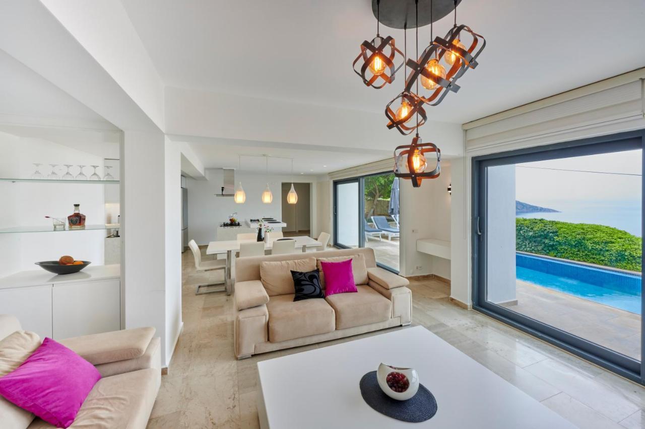 Luxus Villa Skyla Mit 5 Schlafzimmern & Meer-Blick Kas Exterior foto